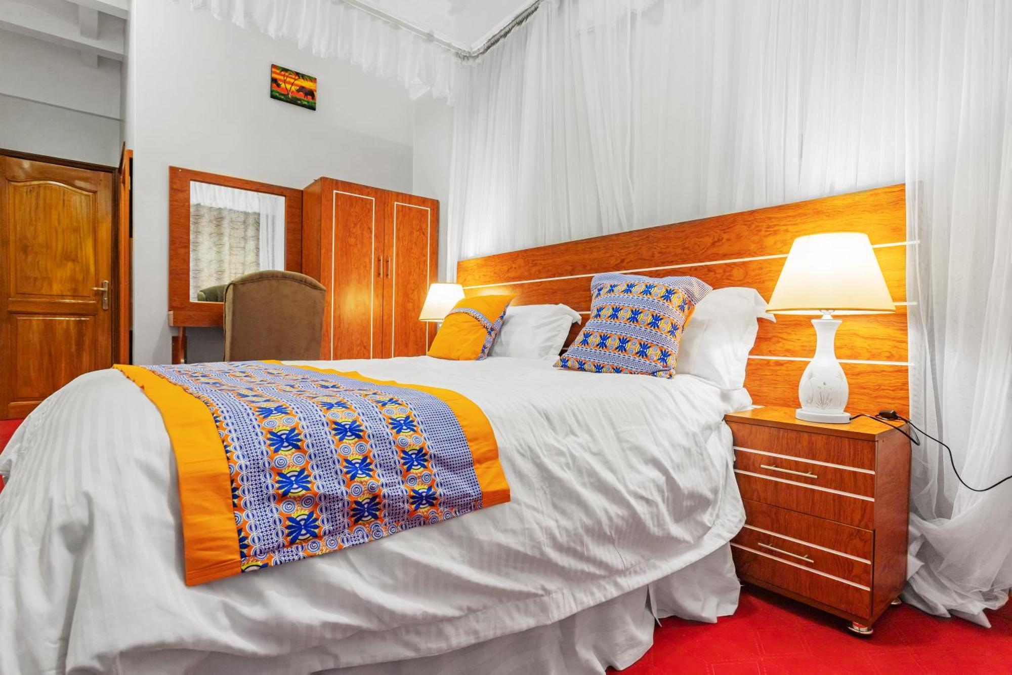 Ambrosia Heights Entebbe Exterior foto